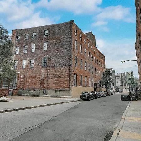 Frontdesk I Carriage Wheel Lofts Apts Philadelphia Apartment Luaran gambar