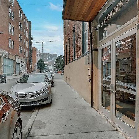 Frontdesk I Carriage Wheel Lofts Apts Philadelphia Apartment Luaran gambar