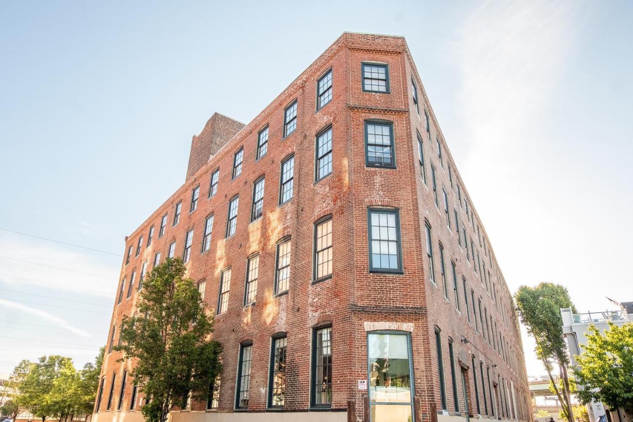 Frontdesk I Carriage Wheel Lofts Apts Philadelphia Apartment Luaran gambar