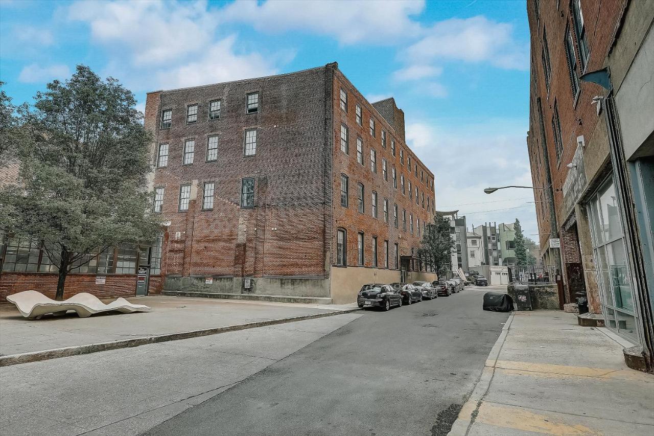 Frontdesk I Carriage Wheel Lofts Apts Philadelphia Apartment Luaran gambar
