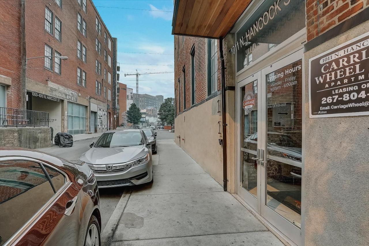 Frontdesk I Carriage Wheel Lofts Apts Philadelphia Apartment Luaran gambar