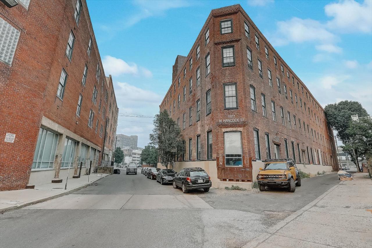 Frontdesk I Carriage Wheel Lofts Apts Philadelphia Apartment Luaran gambar